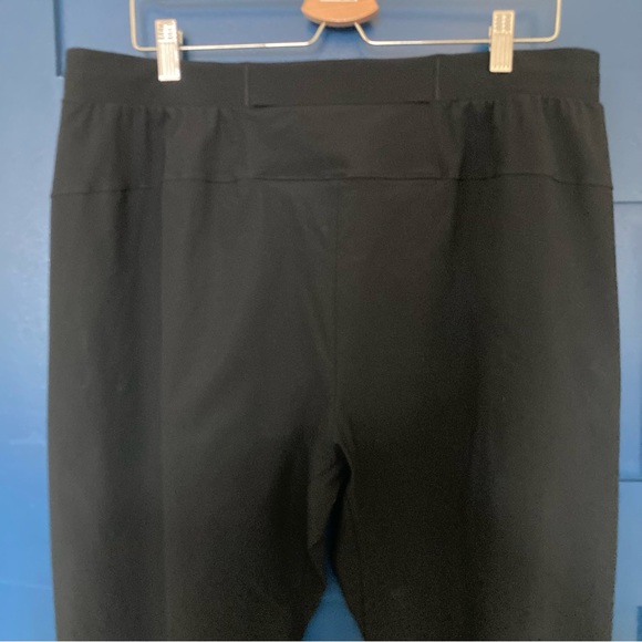 Lululemon Surge Jogger - Picture 6 of 8